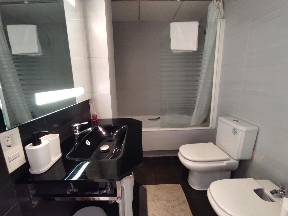 Manuela Nogales Apartments! 말라가 외부 사진